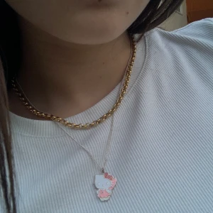 hello kitty halsband  - Hello Kitty halsband<3