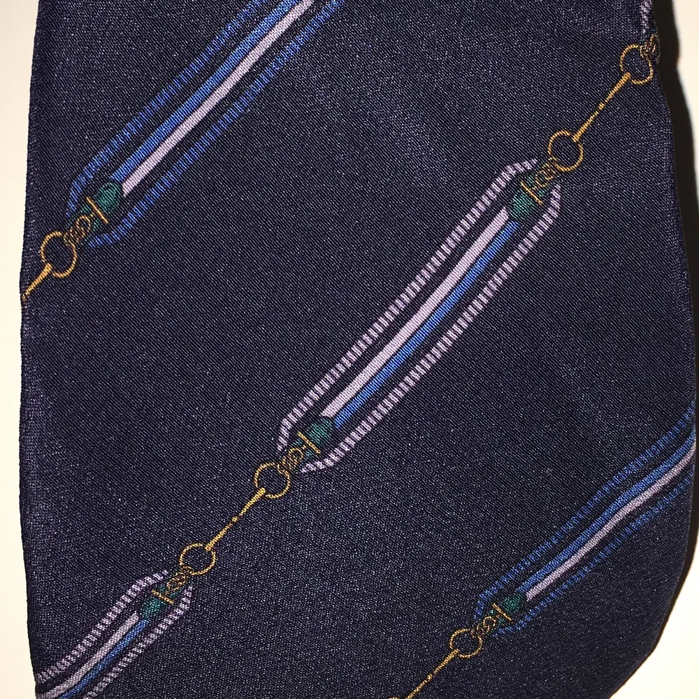 RICHEL de luxe hand made slips i 100 %siden.ren och i toppskick . Accessoarer.