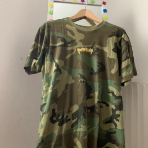 Supreme Grills T-shirt M - Köpt på hemsidan. Ss19.