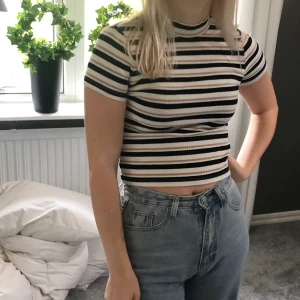 Randig t-shirt  - jätte söt tröja <3