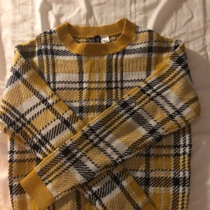 HM tröja /xs - En tröja från HM som har knappt använts 