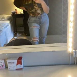 Mom jeans zara  - 50 kr + 