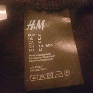 Mysbyxor strl M - Den är helt oanvänd den är nästan ny, den är fläckfr. Tar endast swisch. Köparen står för frakten.