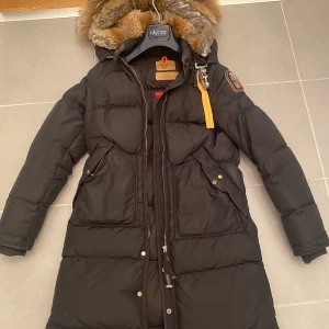 Parajumper longbear - PJS  STORLEK SMALL  6000kr 