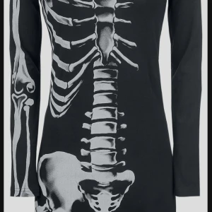 Ny Angels Fall First klänning strl S - HELT NY! 95% bomull 5% spandex. skitsnygg långärmad klänning Fr Full Volume med skelett motiv. Svart/vit