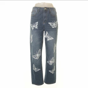 Fjärils Byxor - Gör en liten intressekoll på dessa SUPER söta fjärilsbyxorna🦋 De är en storlek S men passar även M💞💞  Frakten ingår!💞