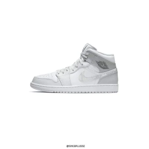 Nike air Jordan 1 grey camo - Helt nya i box. Storlek 43. Kvitto finns. 