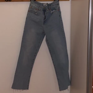 Jeans - Mom jeans ifrån lager 157, ALDRIG ANVÄNDA! 100kr