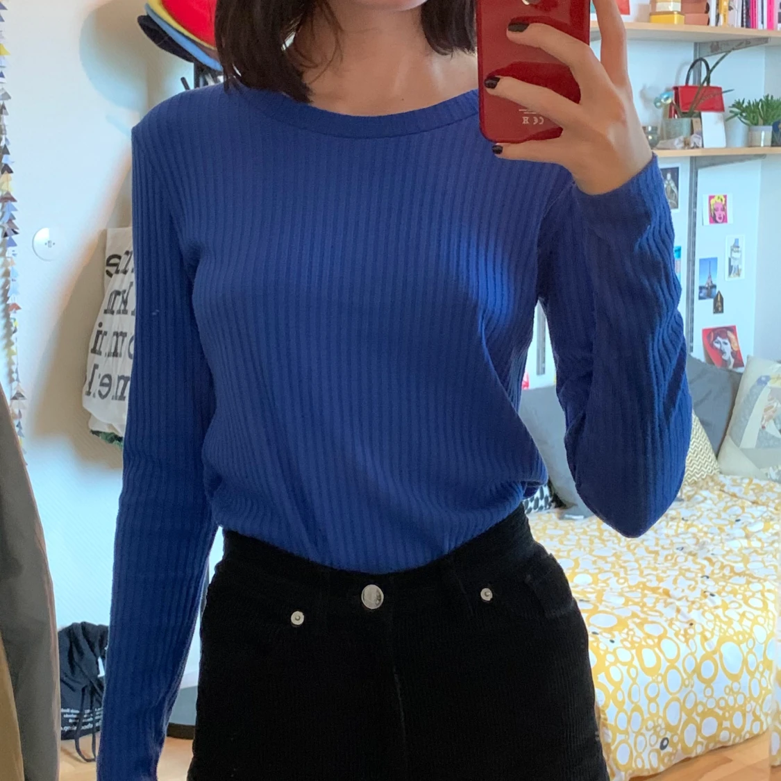 Långärmad blå tröja