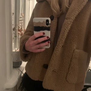 Mysjacka - Mysig o varm jacka från zara. Köpt förra vintern men användes inte så mkt! Den är använd ca 3-4 gånger.  