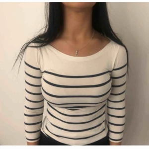  - Skit snygg of cholder tröja 