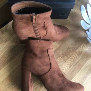  - Mocka, använda en gång.