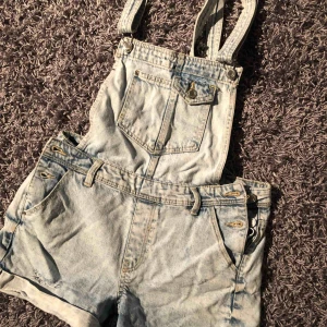  - Super fina hängsleshorts stel 38