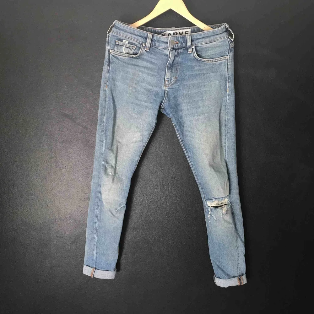 Karve-jeans i begagnat skick. Nypris ca 800. . Jeans & Byxor.