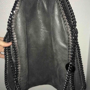  - Superfin Stella McCartney liknande väska!!