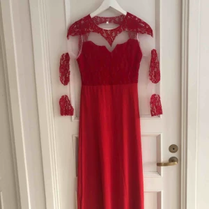  - Balklänning från Ebay💃🏻  Endast provat. ✨  Strl S, (34-36) Köparen står för frakt📦