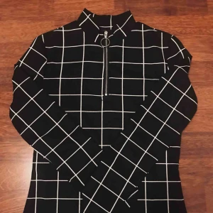  - En jättefin tröja, aldrig använd ✨