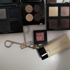  - För allt blir det 500kr. Kan köpa enstaka grej och då kan pris diskuteras. Frakt ingår inte och inga återköp. Produkterna är knappt använda