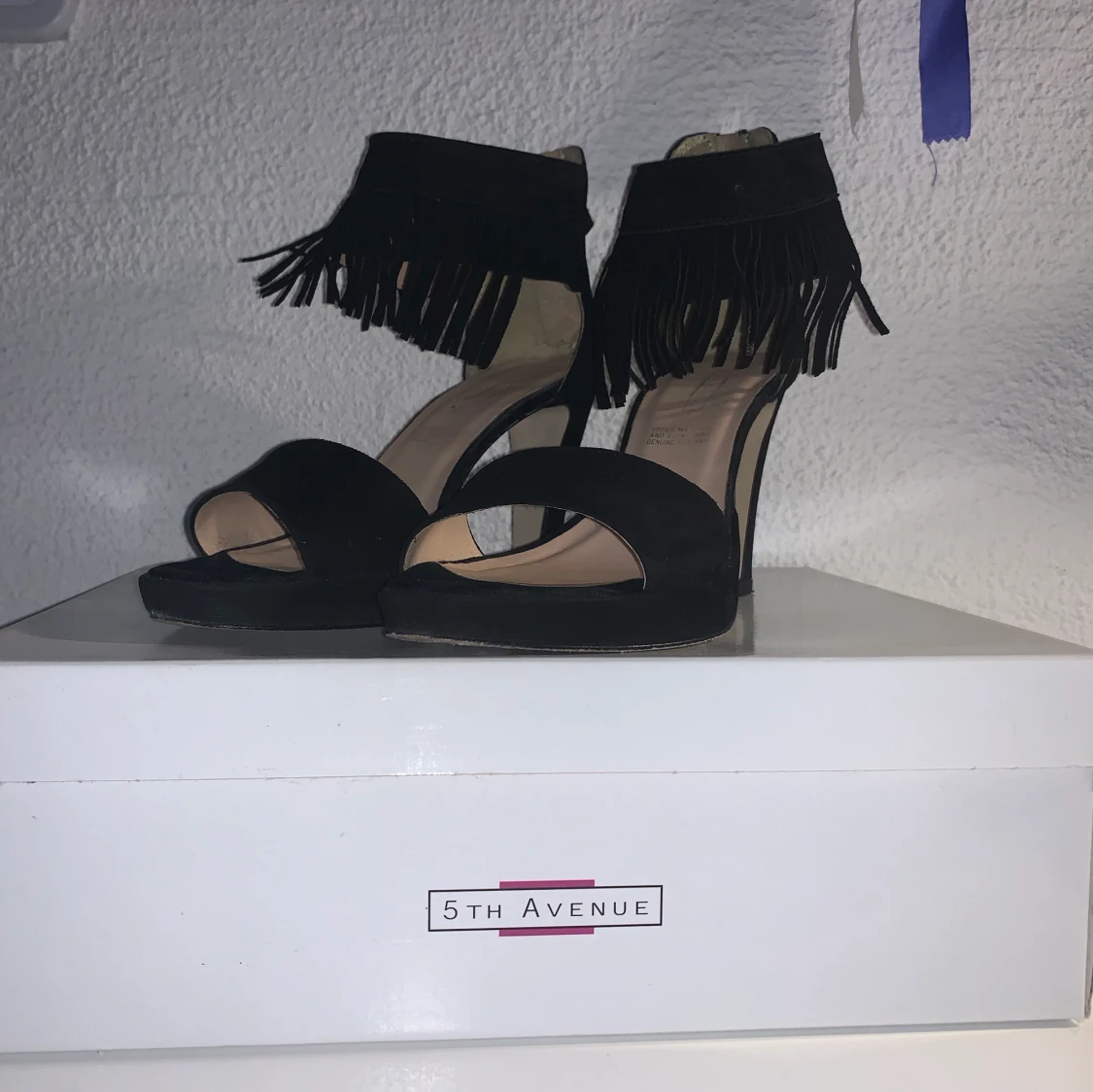 Svarta högklackat  - 91