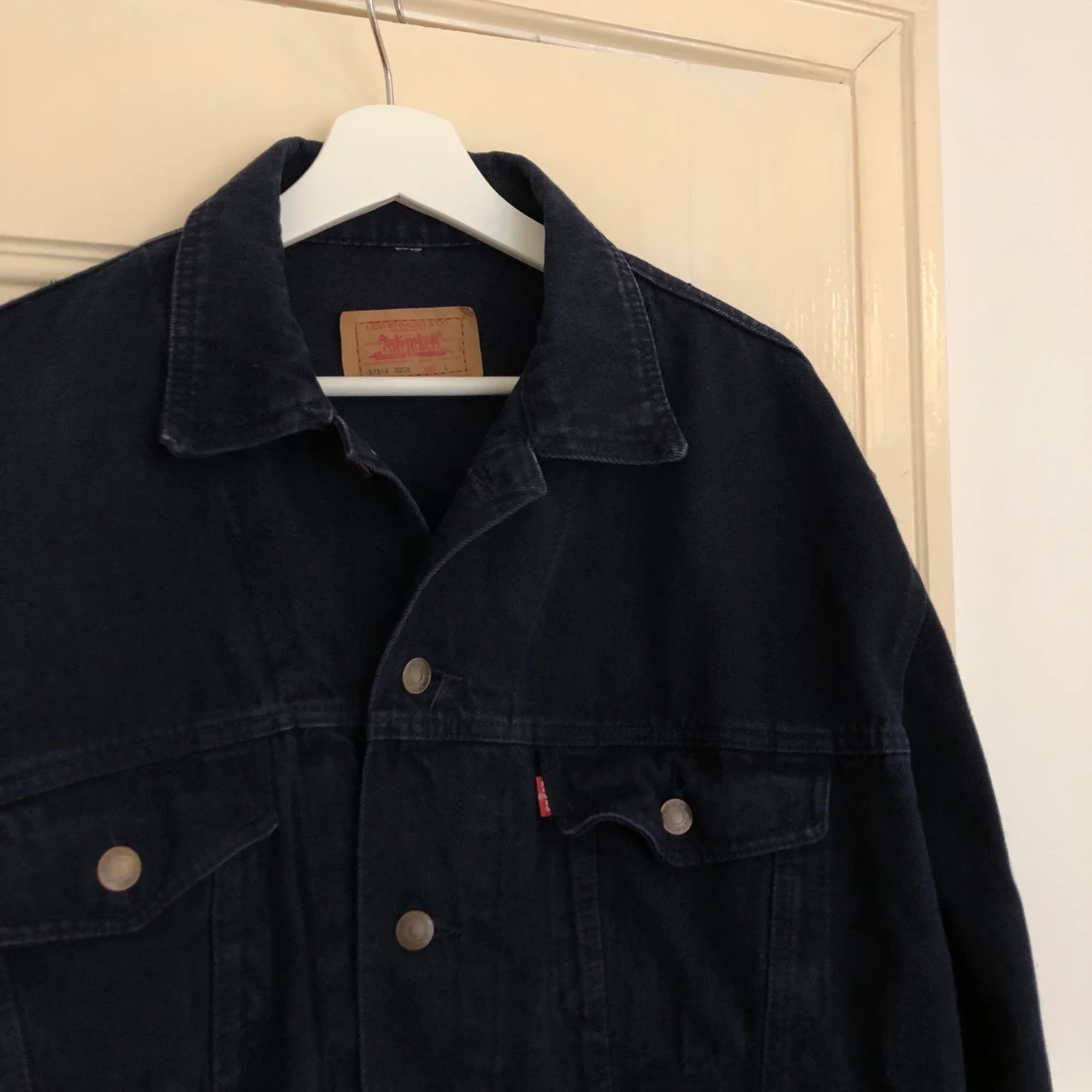 VINTAGE LEVI’S JEANS JACKET SIZE M/L - 90