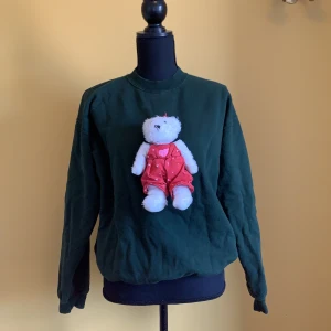 Tröja - Tröja ifrån beyondretro. Super söt och väl använd