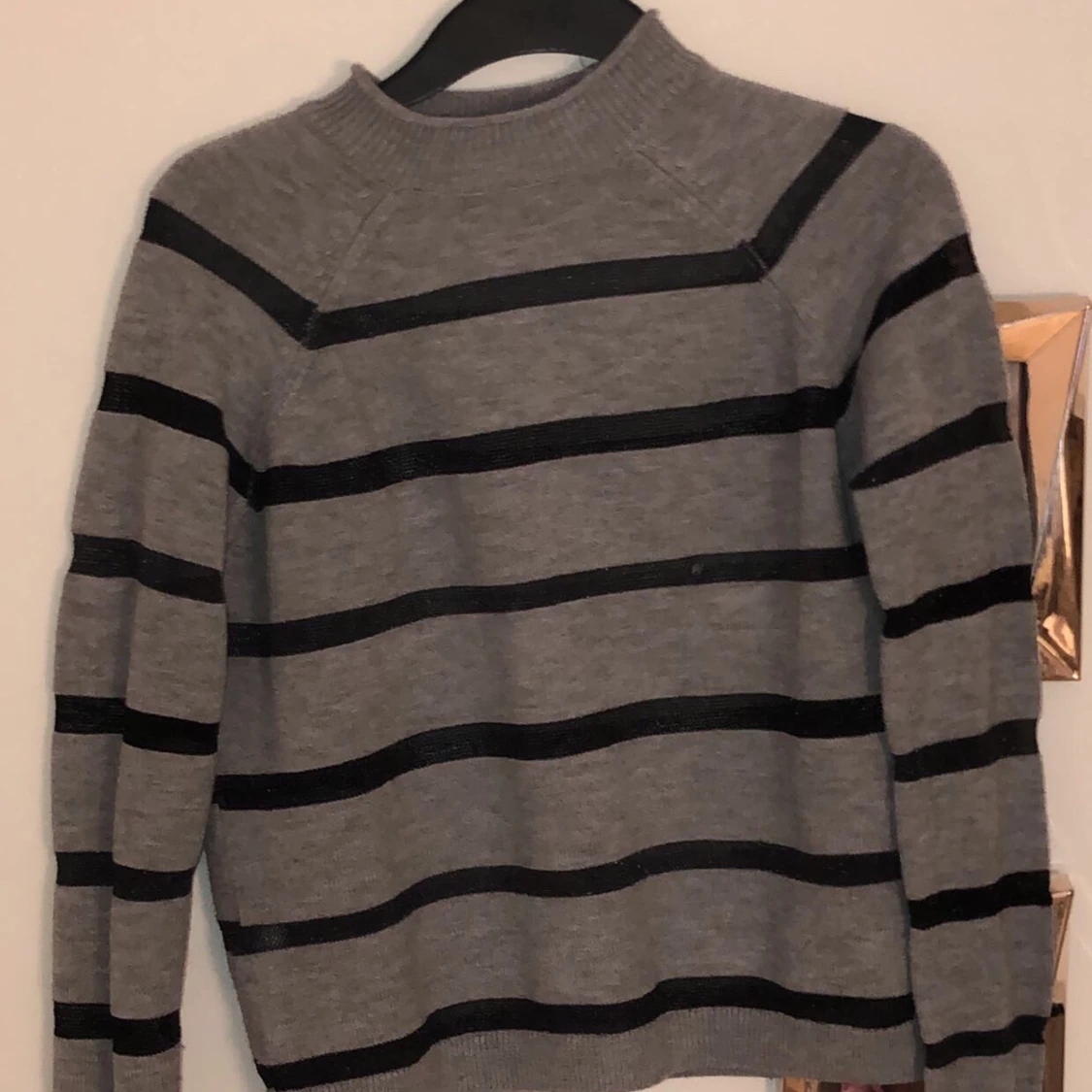 Tröja från mango✨ jag är XS/S och den passar parfekt 