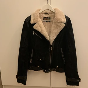 Jofama Jacka 40  - Jofama Kristine 2 nypris 3995kr. Jätte fint skick. 