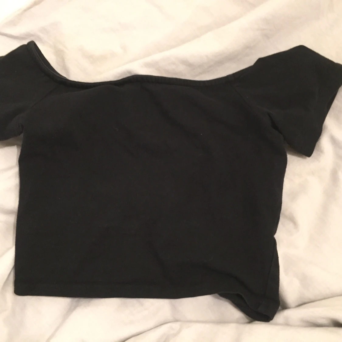 off shoulder t-shirt