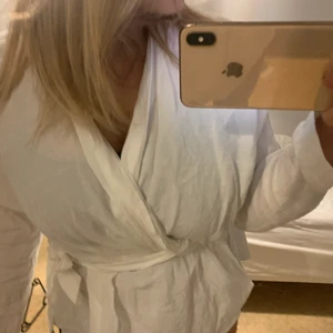 Tröja från zara - Skriv om ni har frågor eller vill ha mer bilder. 💗