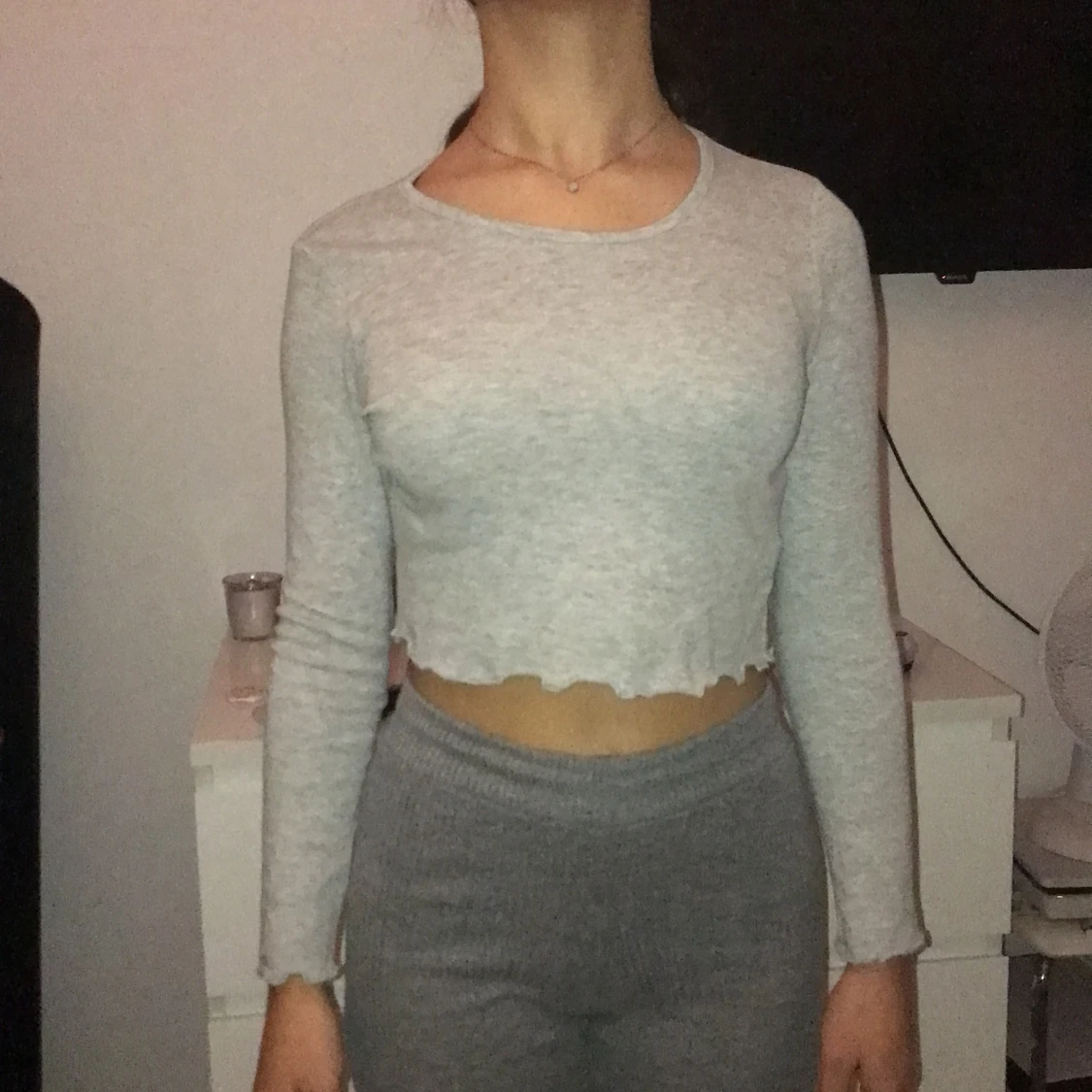 Ribbad grå tröja från H&M storlek 134-140