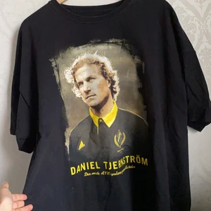 Aik tröja - Superskön oversized aik t-shirt, finns inte att köpa längre. 75+frakt💞