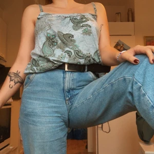 Blått linne - jättegulligt blått linne som inte kommer till användning, y2k feeling💕