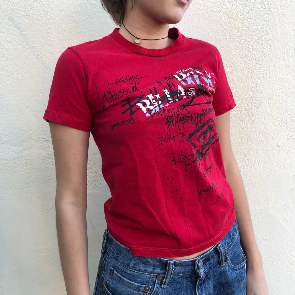 Billabong vintage baby t-shirt 🤎. T-shirts.