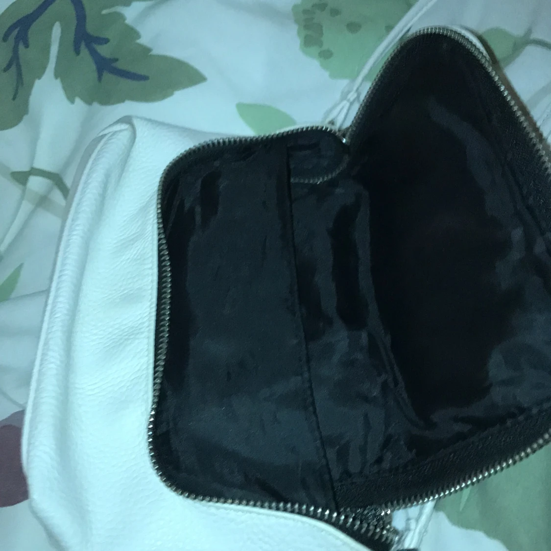 Oanvänd väska 30kr - 90