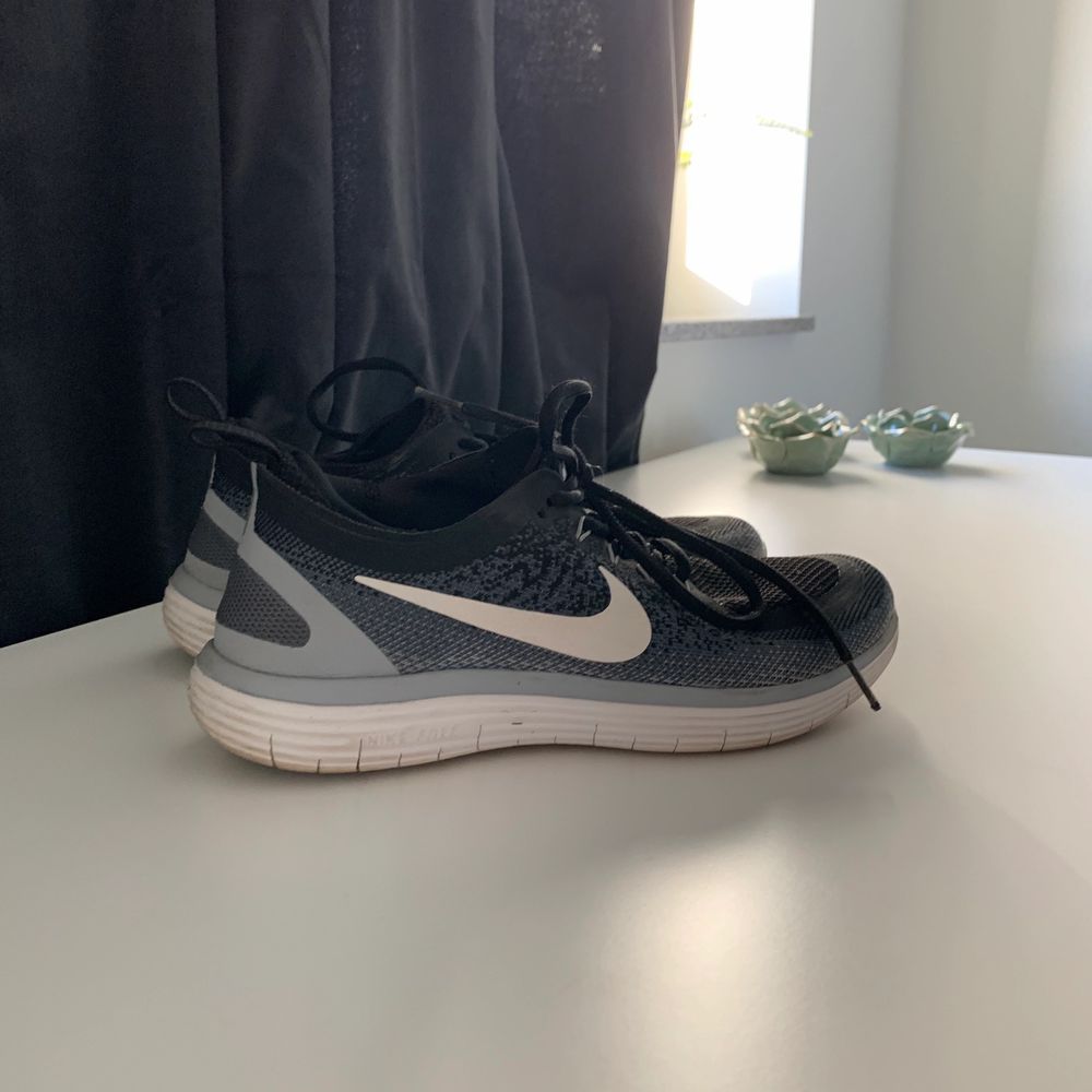 Nike skor storlek 38 | Plick Second Hand