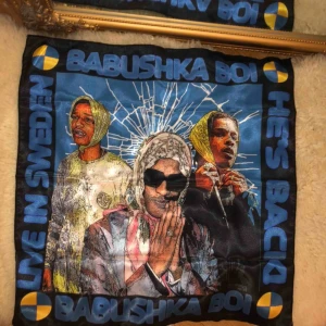  - Asap rocky scarf från hans Stockholm Merch. Står ej för frakten