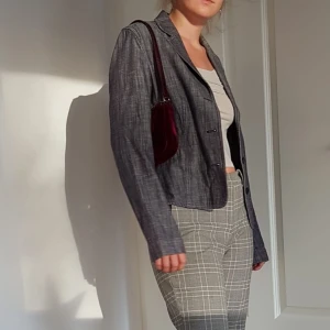 Strenesse Blazer  - Chiq Blazer from Strenesse in perfect condition! Colour is lighter, than it appears on the last picture. 