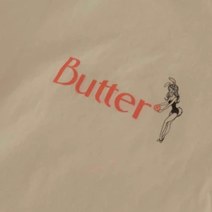  - Butter t-shirt i fint skick 🌸 