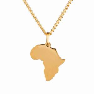 Helt nytt oanvänt halsband från BY ORTIZ i 18k guldpläterat silver. Säljes pga köpte fel kontinent...... halsbandet är alltså Afrikas kontinent!! Nypris €39 (~ 400 SEK) kedja ca 44cm lång