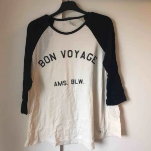  - Tröja från Maison Scoth. På lappen står det storlek 2 vilket passar mig som är 172 och storlek S/M🧸✨