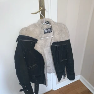 Jacka Jofama  - Snygg jacka från Jofama i bra kvalite 