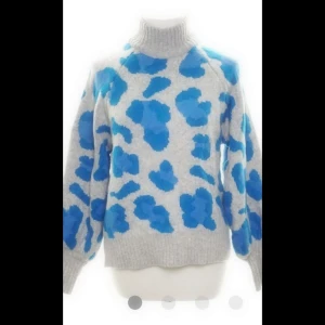  - Varm supermysig tröja från HM i storlek xS. 