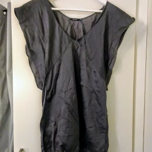  - En oversized topp som ändå sitter elegant!