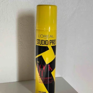  - Hårspray från loreal Paris  75ml, helt oanvänd!💕