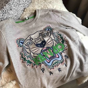  - Äkta men tyvärr finns inte kvitto. 