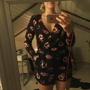  - Super fin byxdress från hm 