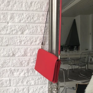  - Väska från H&m helt i nyskick Frakt 50kr 