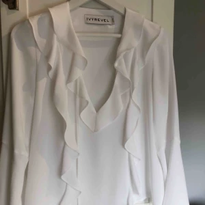  - Blus från ivyrevel