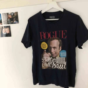  - Svincool T-shirt köpt på en second hand