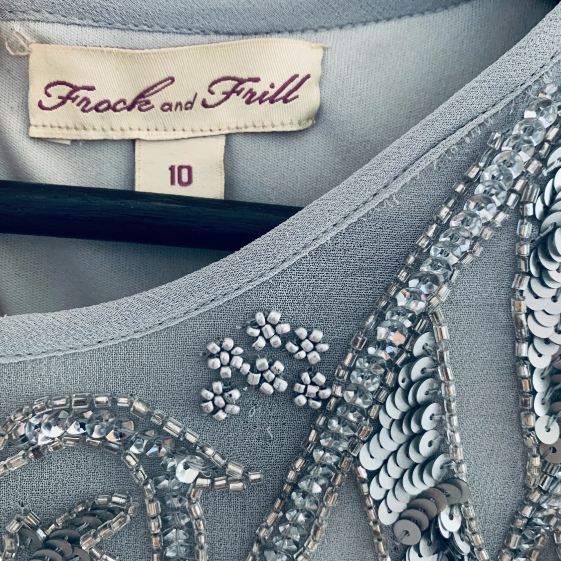 Balklänning från frock and frill.  - 90